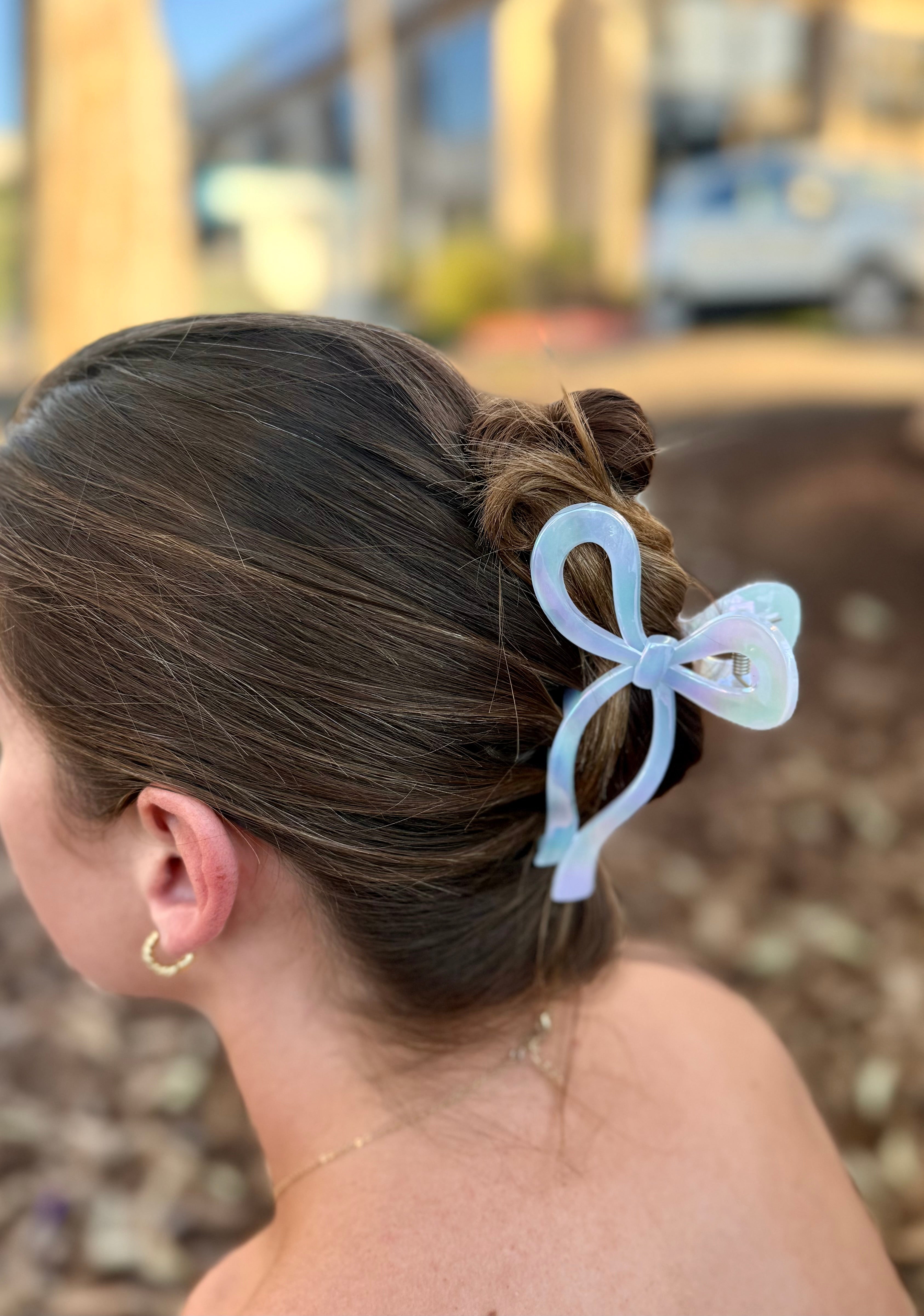Large White Chrome Bow Claw Clip