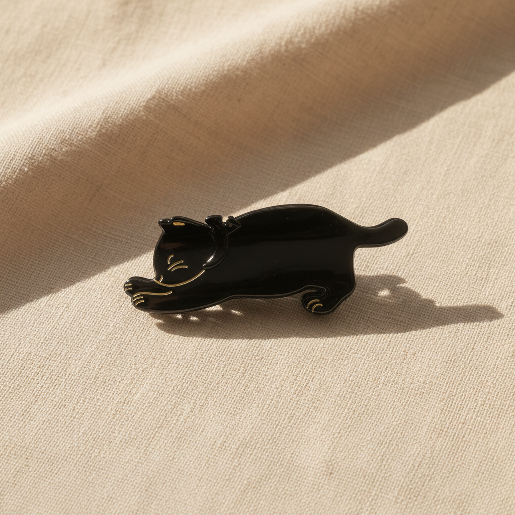 Black cat hair claw clip on cream linen